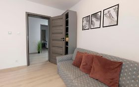 Wolska Apartment 80M2 - 7 People, 3 Rooms